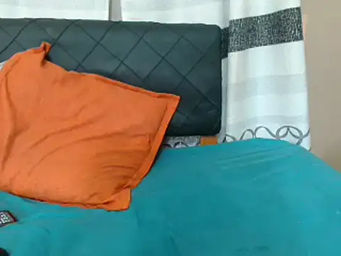 MilkyTitties online show from 03-07-25, 07:52