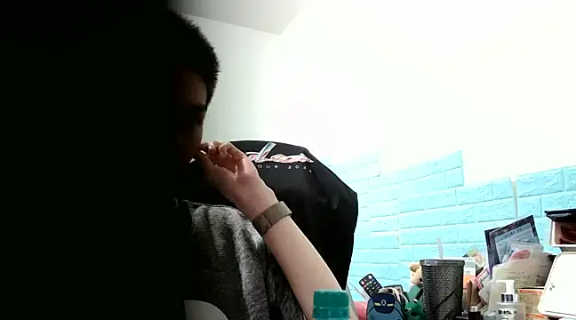 Snapshot of thisisbook_223 chatting on 12-17-24, 09:05 thisisbook 223 online show from 12-17-24, 09:05