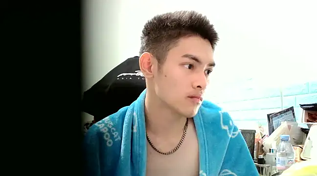 Snapshot of thisisbook_223 chatting on 12-27-24, 04:43 thisisbook 223 online show from 12-27-24, 04:43