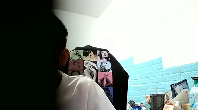 Snapshot of thisisbook_223 chatting on 01-23-25, 07:54 thisisbook 223 online show from 01-23-25, 07:54