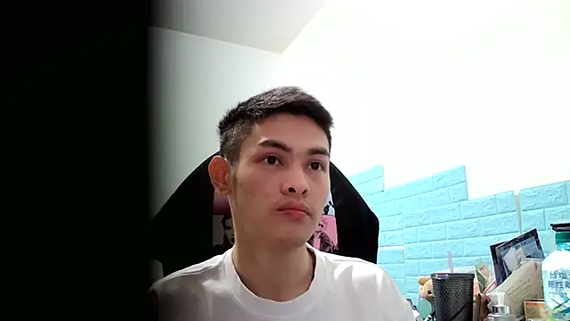 Snapshot of thisisbook_223 chatting on 01-23-25, 04:15 thisisbook 223 online show from 01-23-25, 04:15