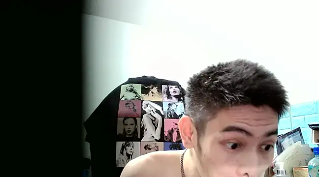 Snapshot of thisisbook_223 chatting on 01-24-25, 01:25 thisisbook 223 online show from 01-24-25, 01:25