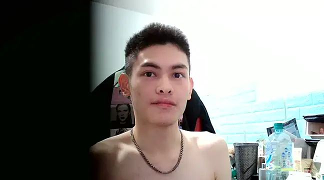 Snapshot of thisisbook_223 chatting on 02-18-25, 03:43 thisisbook 223 online show from 02-18-25, 03:43