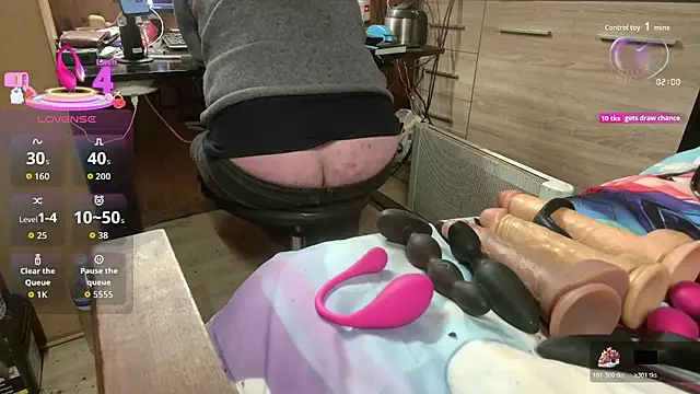 misteryman1956 online show from 12-01-25, 07:35