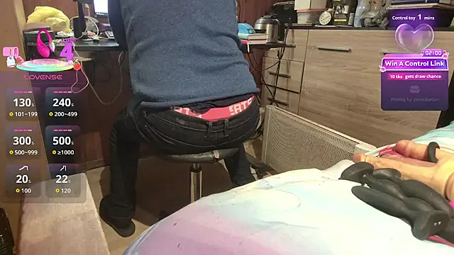 misteryman1956 online show from 04-19-26, 06:10