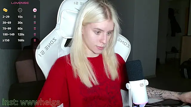 LizaKisses online show from 10-10-25, 12:04