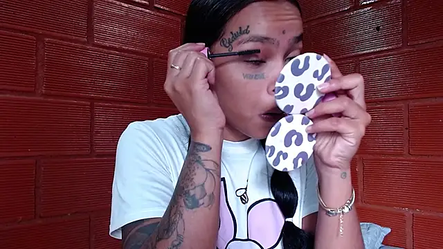 Priyalakshmi  online show from 03-04-25, 02:10