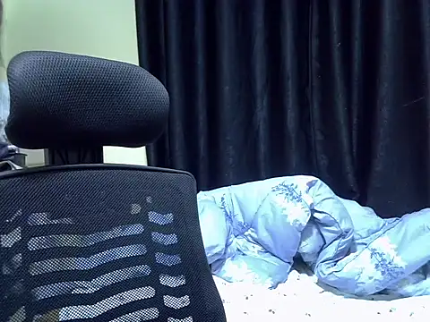 Horny-slut  online show from 09-30-25, 10:59