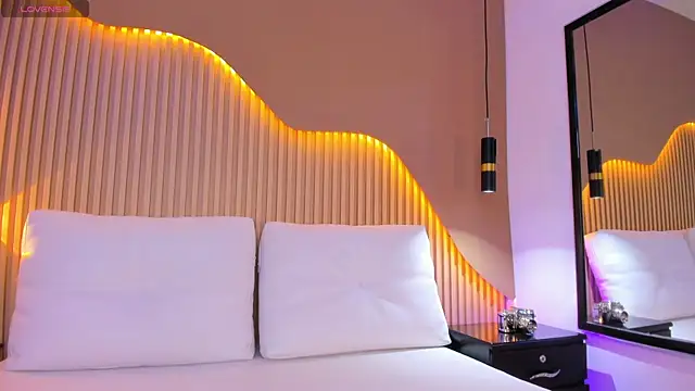 RenataJhonson  online show from 03-26-26, 05:46