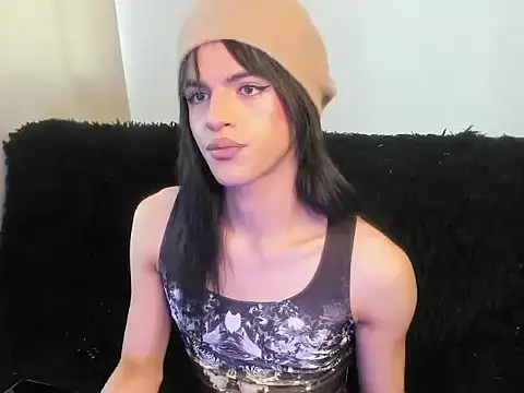 Snapshot of kerly_monroe chatting on 11-13-25, 07:35 kerly monroe online show from 11-13-25, 07:35