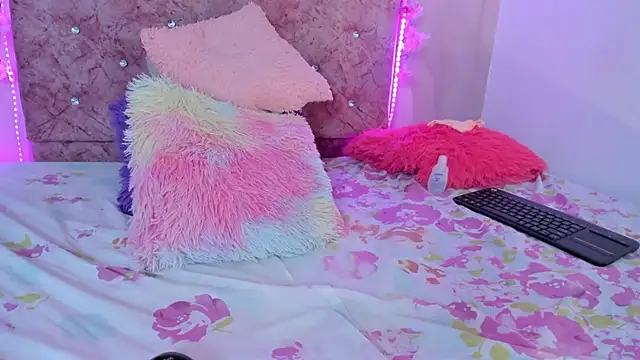 Bella  sweet online show from 01-29-25, 09:39