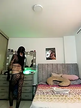 Snapshot of yeibles chatting on 10-14-25, 08:09 yeibles online show from 10-14-25, 08:09