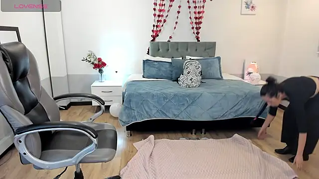 Nami sunny online show from 02-20-25, 05:44