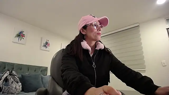 Nami sunny online show from 03-23-25, 02:04