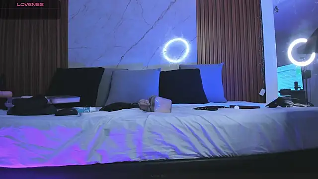 amber  blair online show from 12-16-24, 08:26