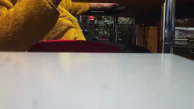 Snapshot of qoooqing67 chatting on 12-18-24, 06:10 qoooqing67 online show from 12-18-24, 06:10