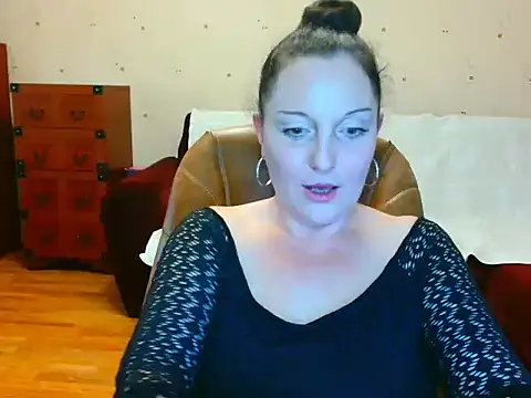 Alice3694 online show from 02-01-25, 11:10