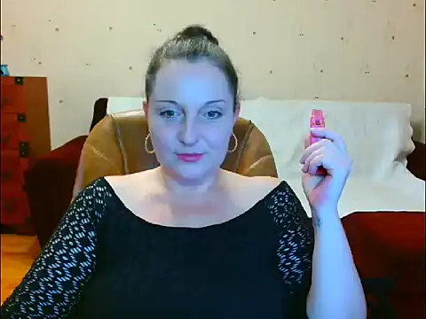 Alice3694 online show from 02-14-25, 07:59