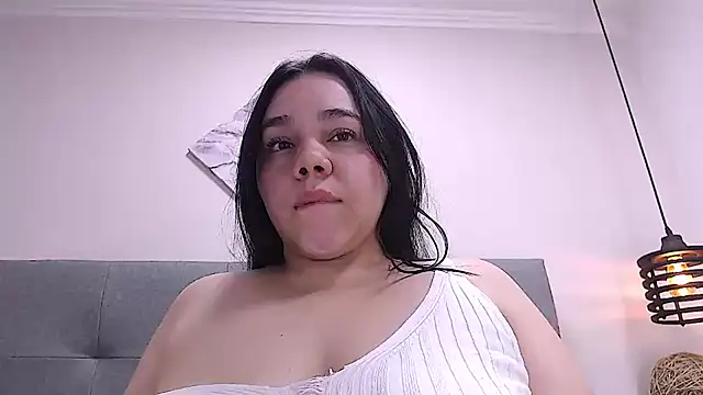 Snapshot of Cheelsea_ chatting on 12-12-24, 11:29 Cheelsea  online show from 12-12-24, 11:29