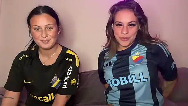 Snapshot of Dif-tjejen chatting on 09-18-25, 09:28 Dif-tjejen online show from 09-18-25, 09:28