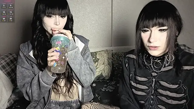 Snapshot of SIBBLlnGraypac chatting on 03-08-26, 08:56 SIBBLlnGraypac online show from 03-08-26, 08:56