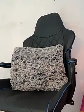 KristalJem online show from 04-18-26, 07:58