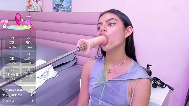 Snapshot of isabella_santos1 chatting on 02-28-25, 03:48 isabella santos1 online show from 02-28-25, 03:48