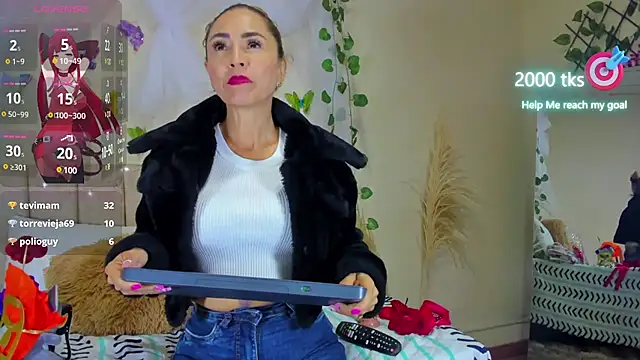 Snapshot of emagarcia chatting on 03-08-25, 06:37 emagarcia online show from 03-08-25, 06:37