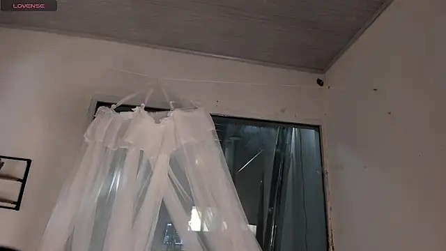 cutiepeach online show from 10-03-25, 08:17