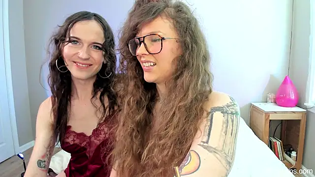 Snapshot of DelugeDuvall chatting on 03-20-25, 07:57 DelugeDuvall online show from 03-20-25, 07:57