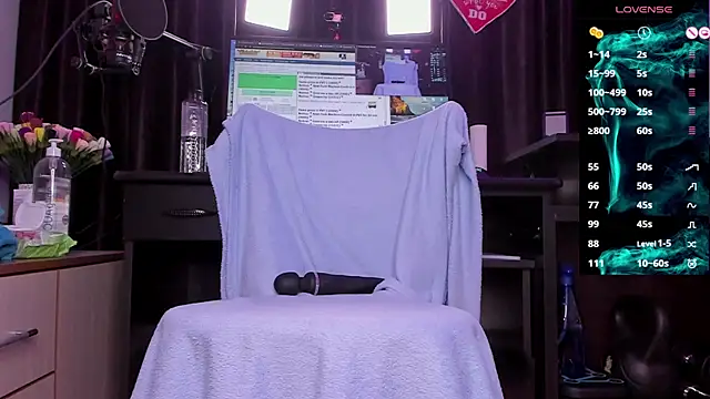 Raissa sky26 online show from 01-06-25, 02:37