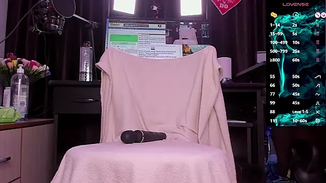 Raissa sky26 online show from 01-10-25, 02:35