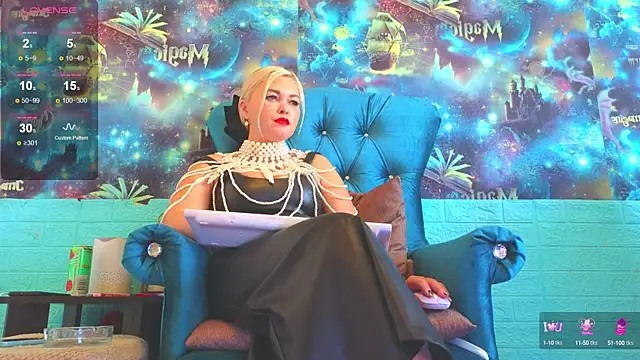 Snow Goddess online show from 10-12-25, 03:49