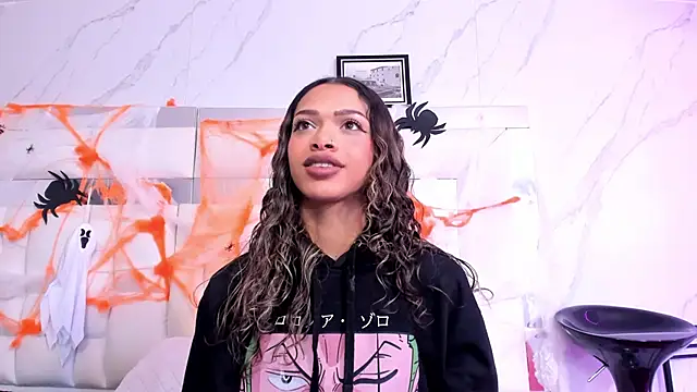 BritneyCollins online show from 10-15-25, 11:32