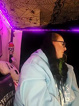 Snapshot of Bunny_Cummings chatting on 11-11-25, 11:49 Bunny Cummings online show from 11-11-25, 11:49