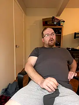 Snapshot of Country_Man87 chatting on 11-04-25, 01:21 Country Man87 online show from 11-04-25, 01:21