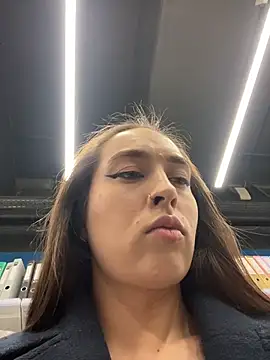 Holly Play online show from 01-11-26, 12:10