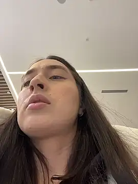 Holly Play online show from 02-23-26, 12:02