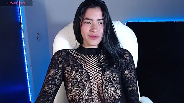 LESLIEBLACK  online show from 03-04-25, 11:43