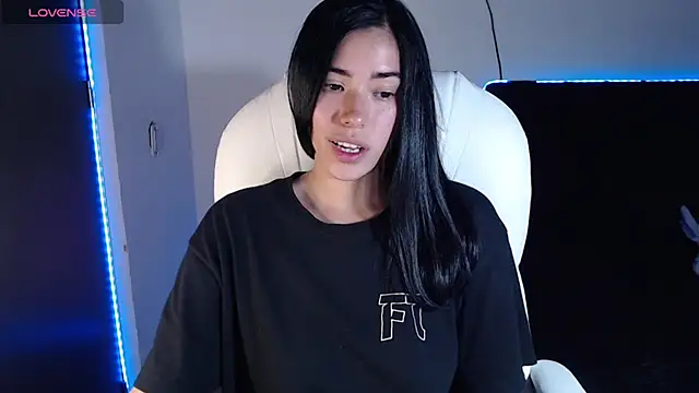 LESLIEBLACK  online show from 03-07-25, 11:16