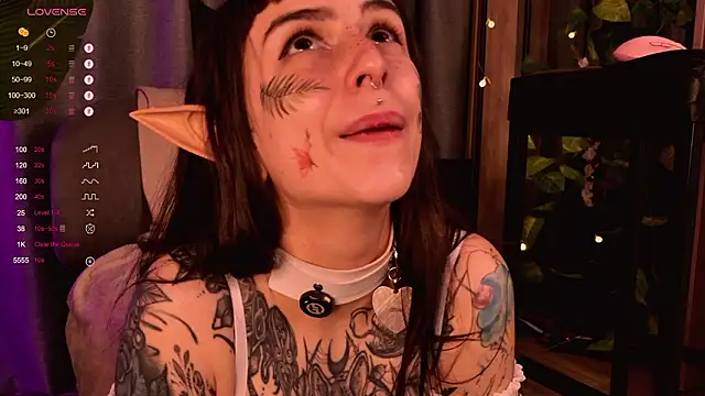 MichaellaMoon online show from 12-05-24, 03:26