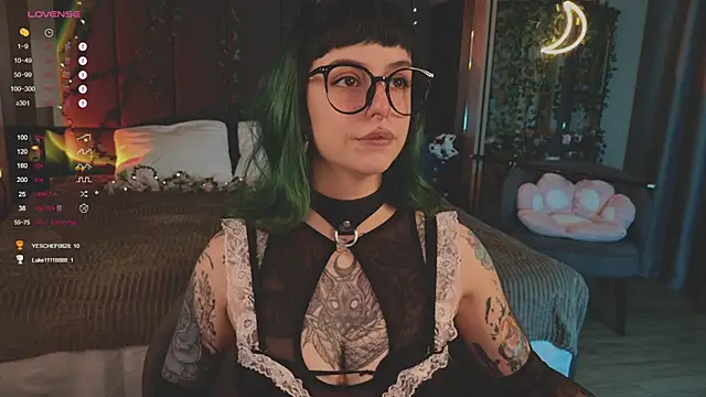 MichaellaMoon online show from 03-01-25, 03:16