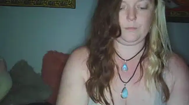 Snapshot of Lyrann89 chatting on 12-02-24, 11:40 Lyrann89 online show from 12-02-24, 11:40