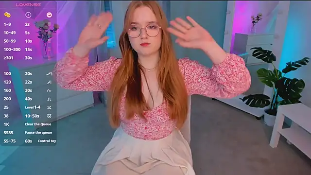 bonnie wright online show from 12-05-24, 04:23