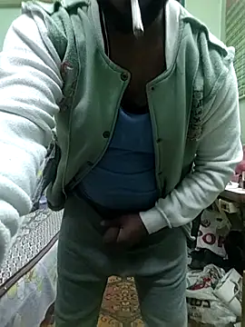 Snapshot of ShelfyOfferer chatting on 03-22-25, 11:31 ShelfyOfferer online show from 03-22-25, 11:31