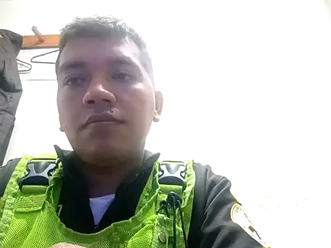 Snapshot of angelito0219 chatting on 01-12-25, 02:35 angelito0219 online show from 01-12-25, 02:35