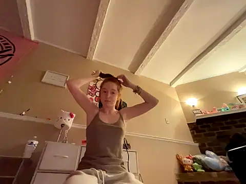 gingerbabe18 online show from 11-20-25, 12:22