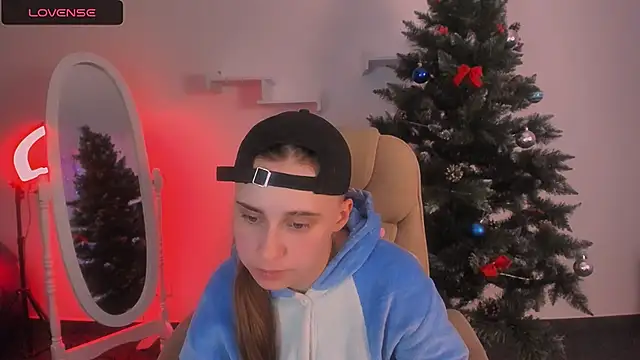 Snapshot of Dolly__Queen_ chatting on 12-09-24, 02:24 Dolly Queen online show from 12-09-24, 02:24