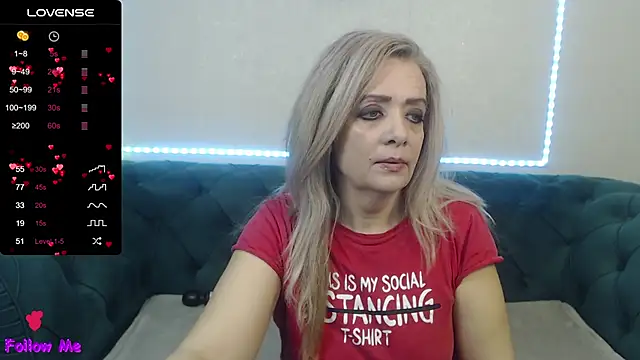 Snapshot of IvanaCharm chatting on 02-07-25, 04:48 IvanaCharm online show from 02-07-25, 04:48