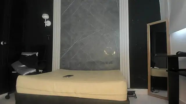 Snapshot of YummyDuooo chatting on 01-27-25, 01:09 YummyDuooo online show from 01-27-25, 01:09